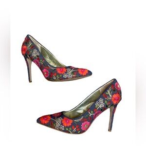 Carlos Santana Posy 2 heels